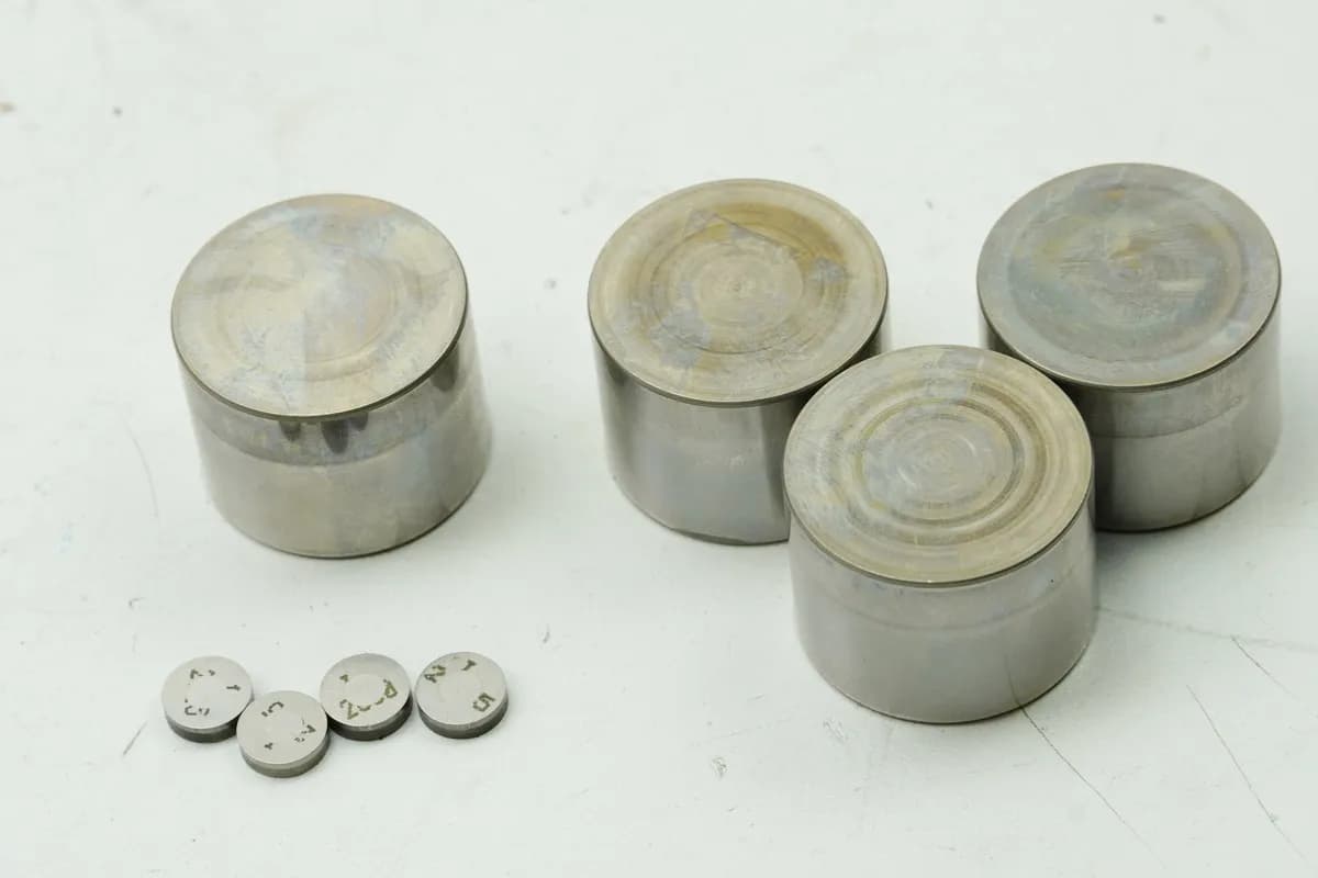 BMW F 650 GS E650G R13 Tassenstössel Tassen 4 (für Zylinderkopf Motor)