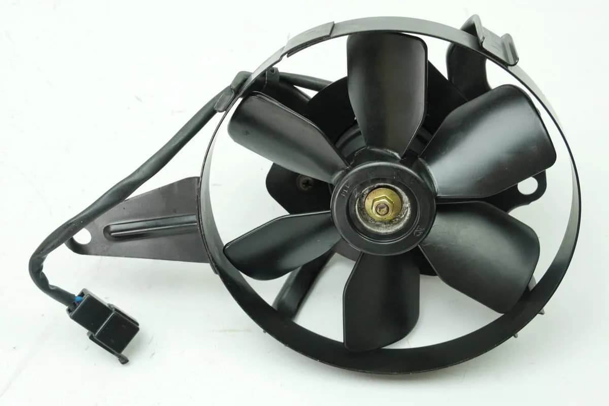 YAMAHA GTS 1000 4BH Lüfter rechts für Kühler Wasserkühler Lüfterrad Motor