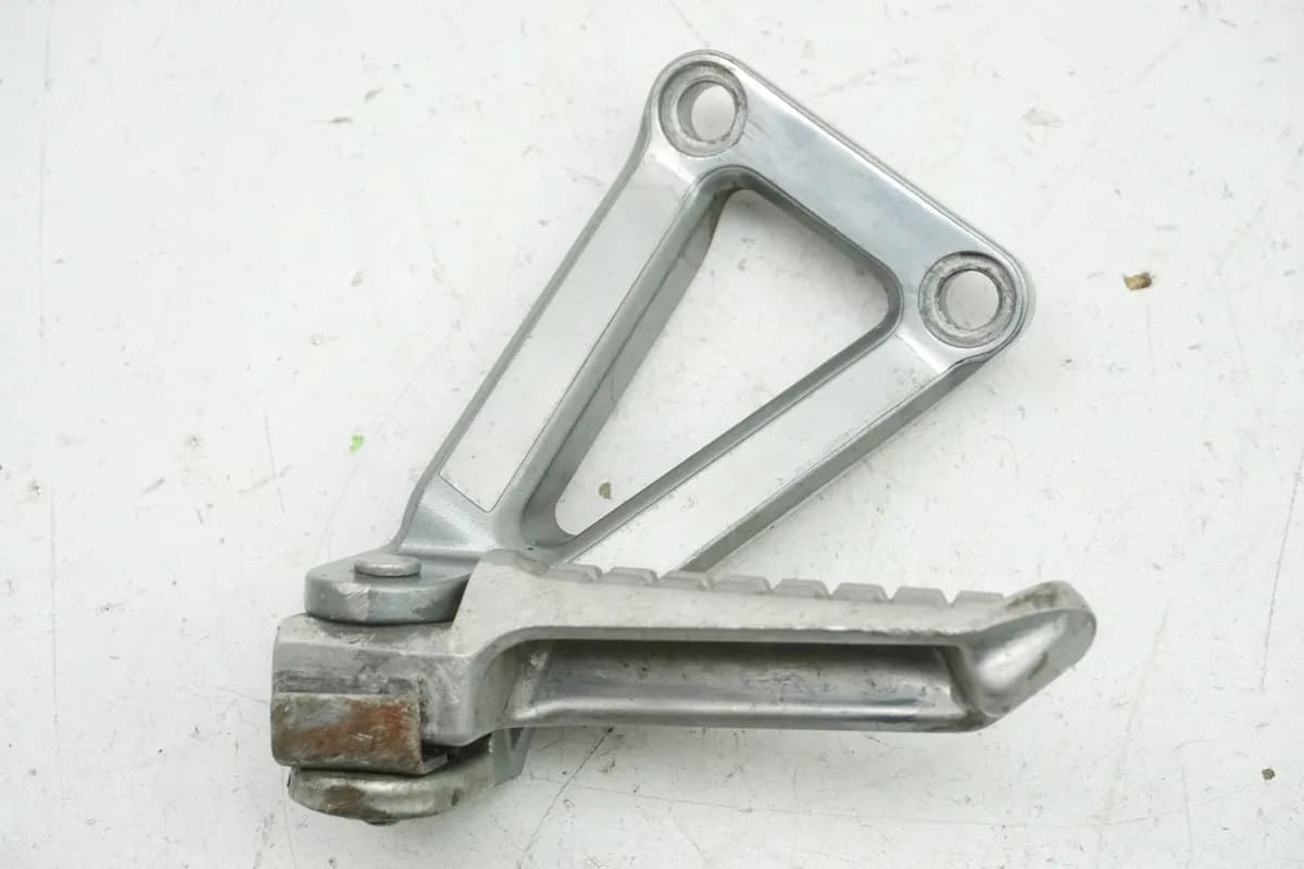 KAWASAKI ZX-6R ZX600F Fußrastenanlage Sozius links Halter Fußraste 95-97