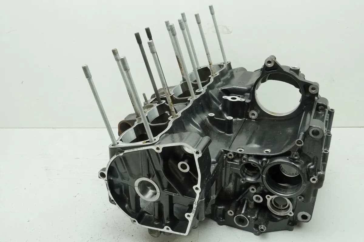 SUZUKI GSX 750 AE INAZUMA Motorgehäuse Motorblock Kurbelgehäuse (für Motor)