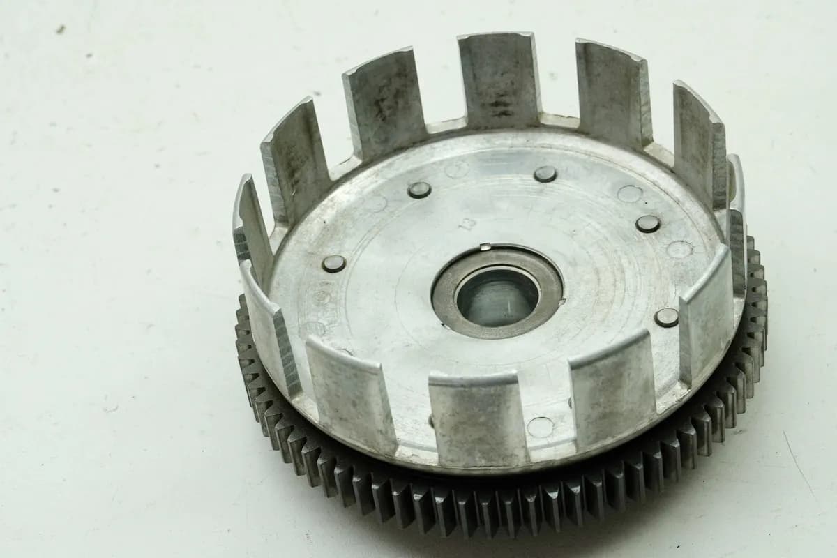 HONDA CB 250 G CB250G Kupplungskorb Clutch Basket (für Kupplung Motor) 74-77
