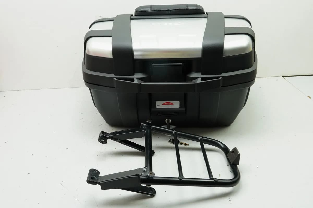 HONDA NTV 650 RC33 REVERE GIVI Trekker 52 Monokey Topcase Lehne Halterung