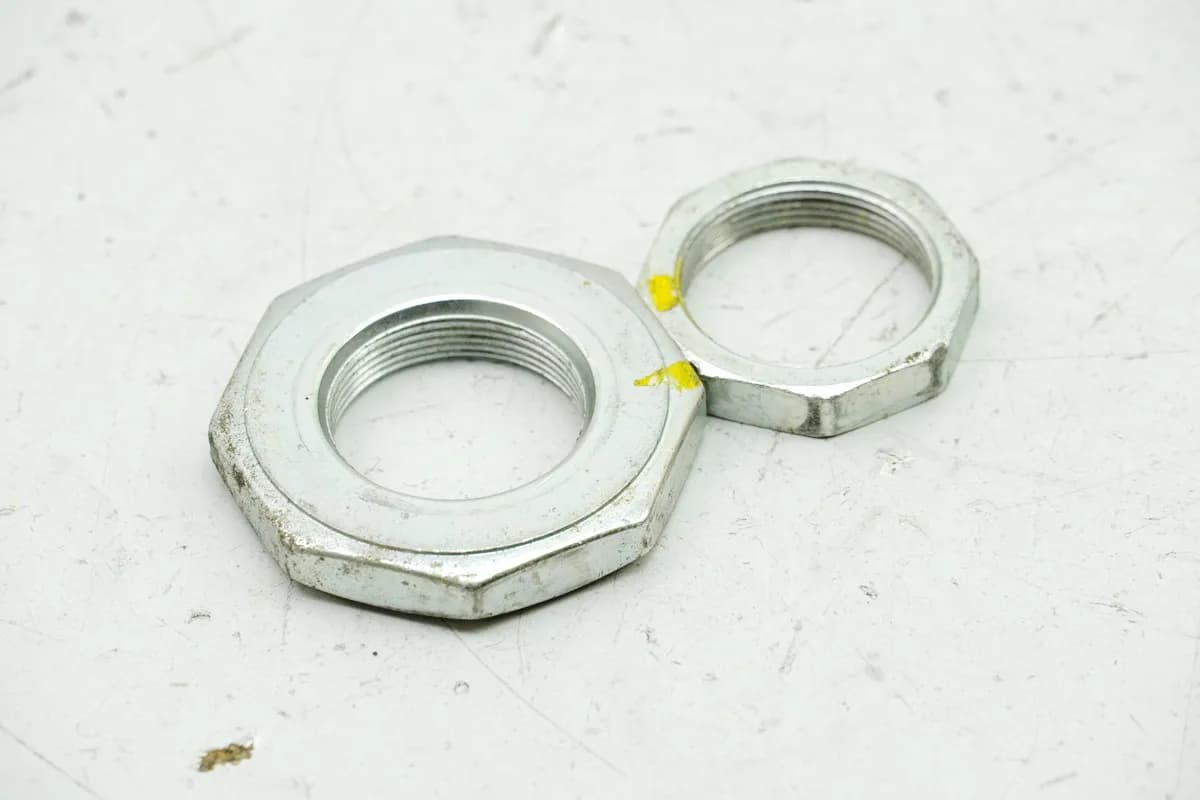 HONDA SH 125 JF23 Mutter Sicherung Lenkkopf Gabelbrücke