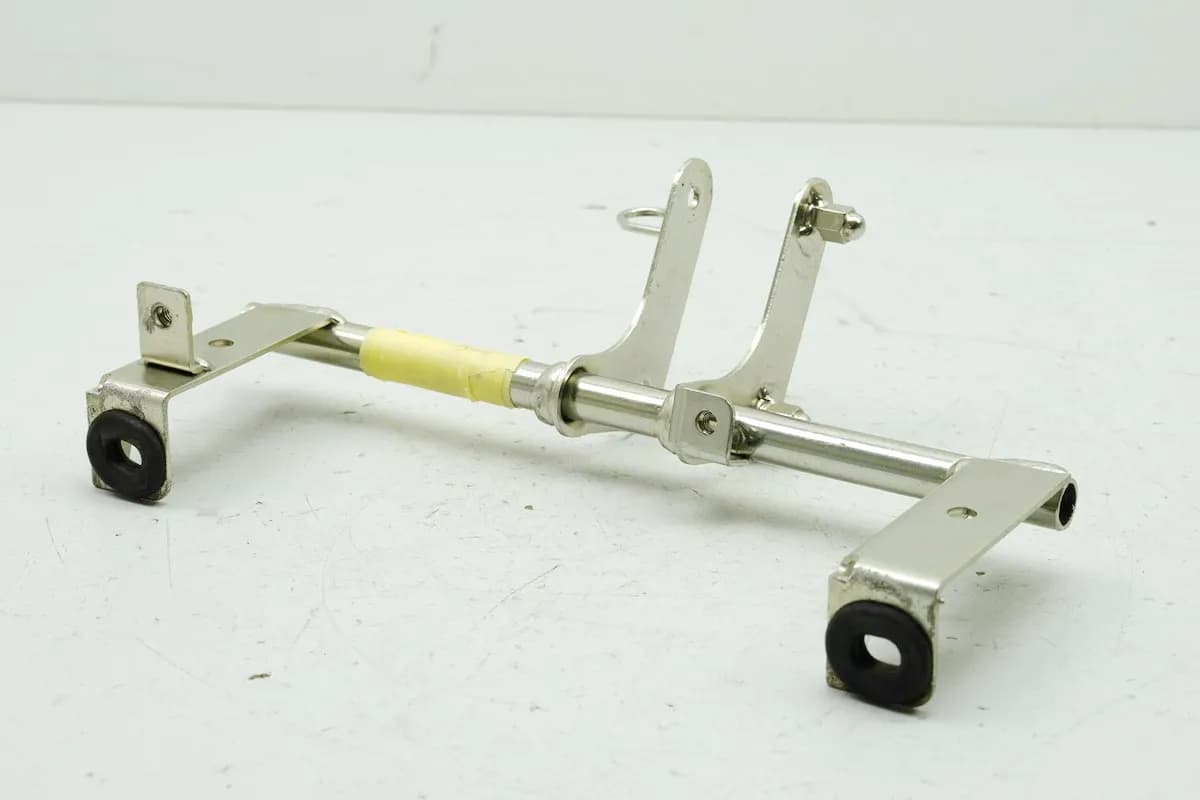 HONDA SH 125 JF23 Halterung Kühler unten Stütze Strebe Verkleidungshalter