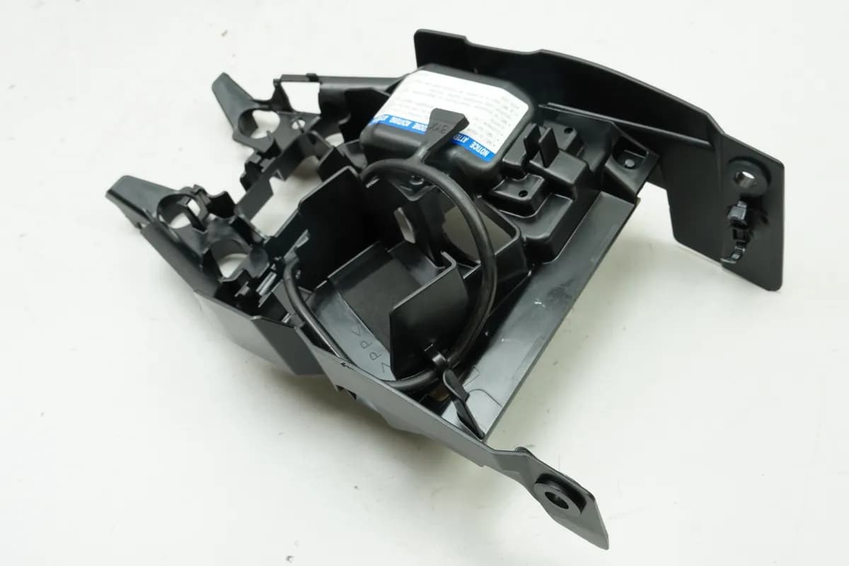 YAMAHA MTN 1000 MT-10 RN78 Heckinnenverkleidung Verkleidung Abdeckung Platte