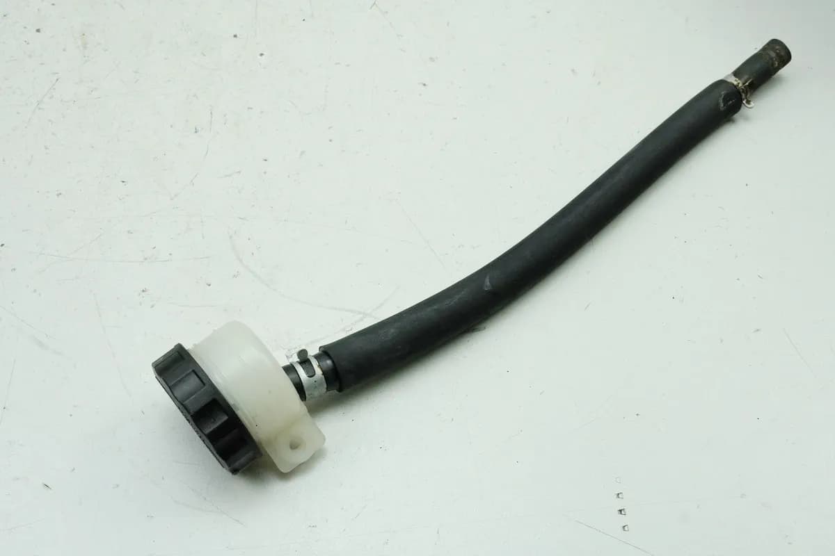 KAWASAKI ZZR 1100 D ZXT10D G Bremsflüssigkeitsbehälter hinten (für Fußbremszylinder)