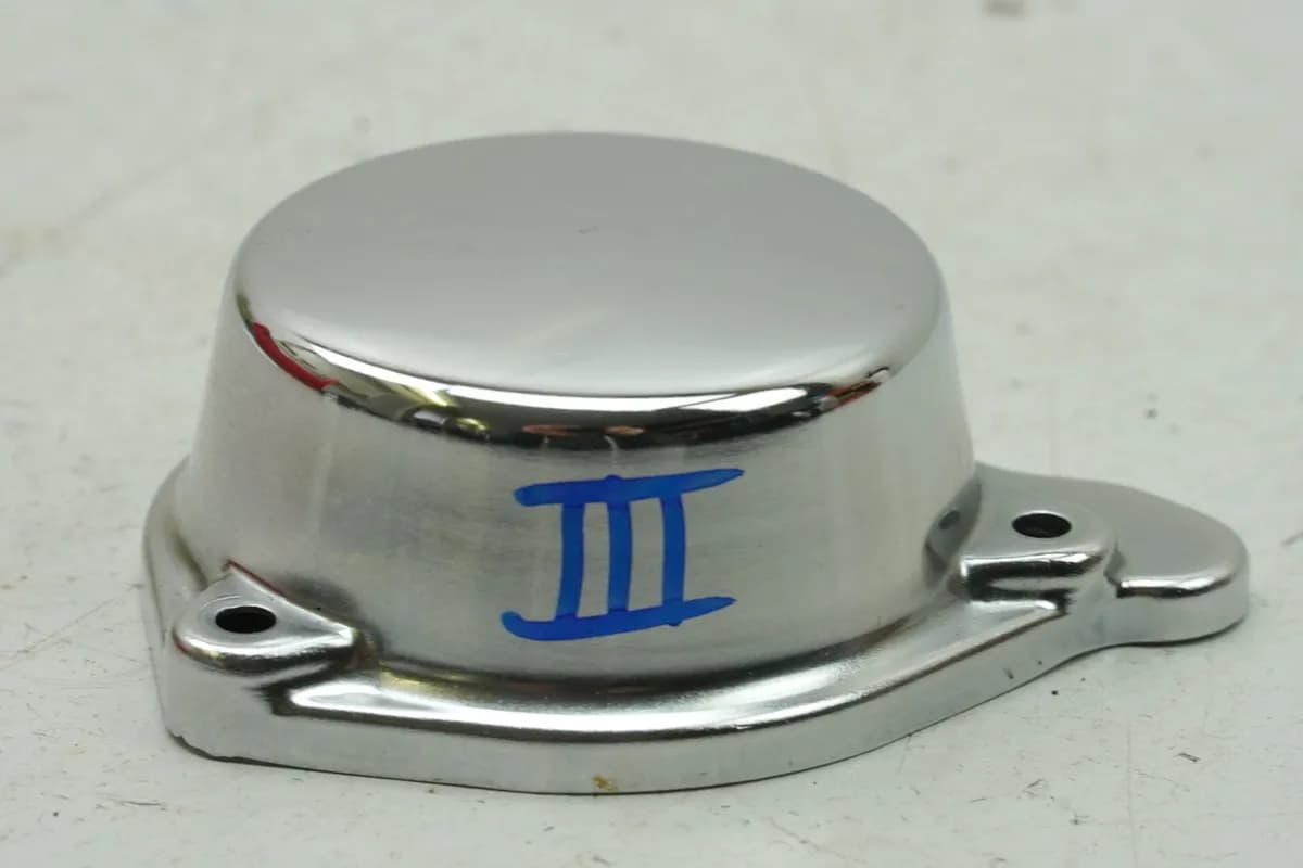 Honda GL 1500 F6C Valkyrie SC34 Vergaserdeckel III für Vergaser Chrom Kopfdeckel