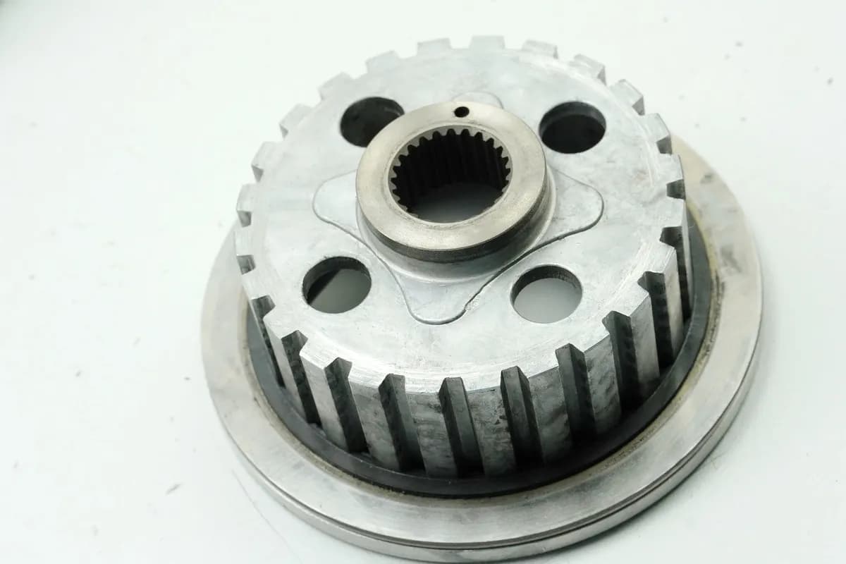 HONDA CB 450 N PC14 Kupplungskorb innen Nabe Kupplung (für Motor)