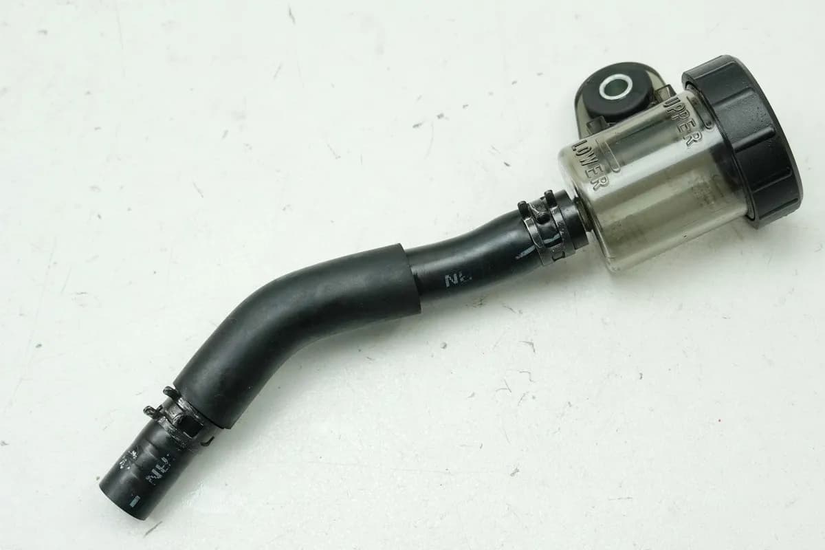 YAMAHA MTN 1000 MT10 RN78 Bremsflüssigkeitsbehälter hinten original für Bremspumpe