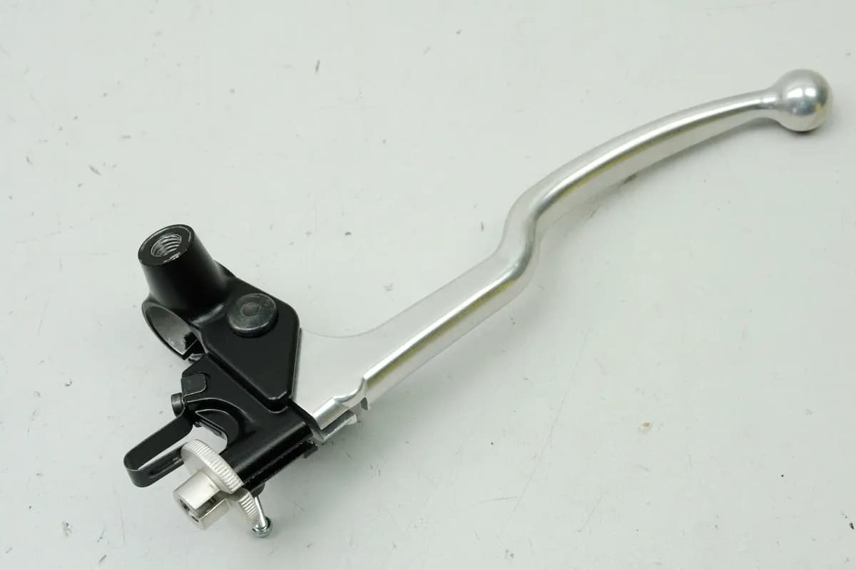 YAMAHA MTN 1000 MT-10 RN78 Kupplungsarmatur Halter Kupplungshebel Spiegelhalter