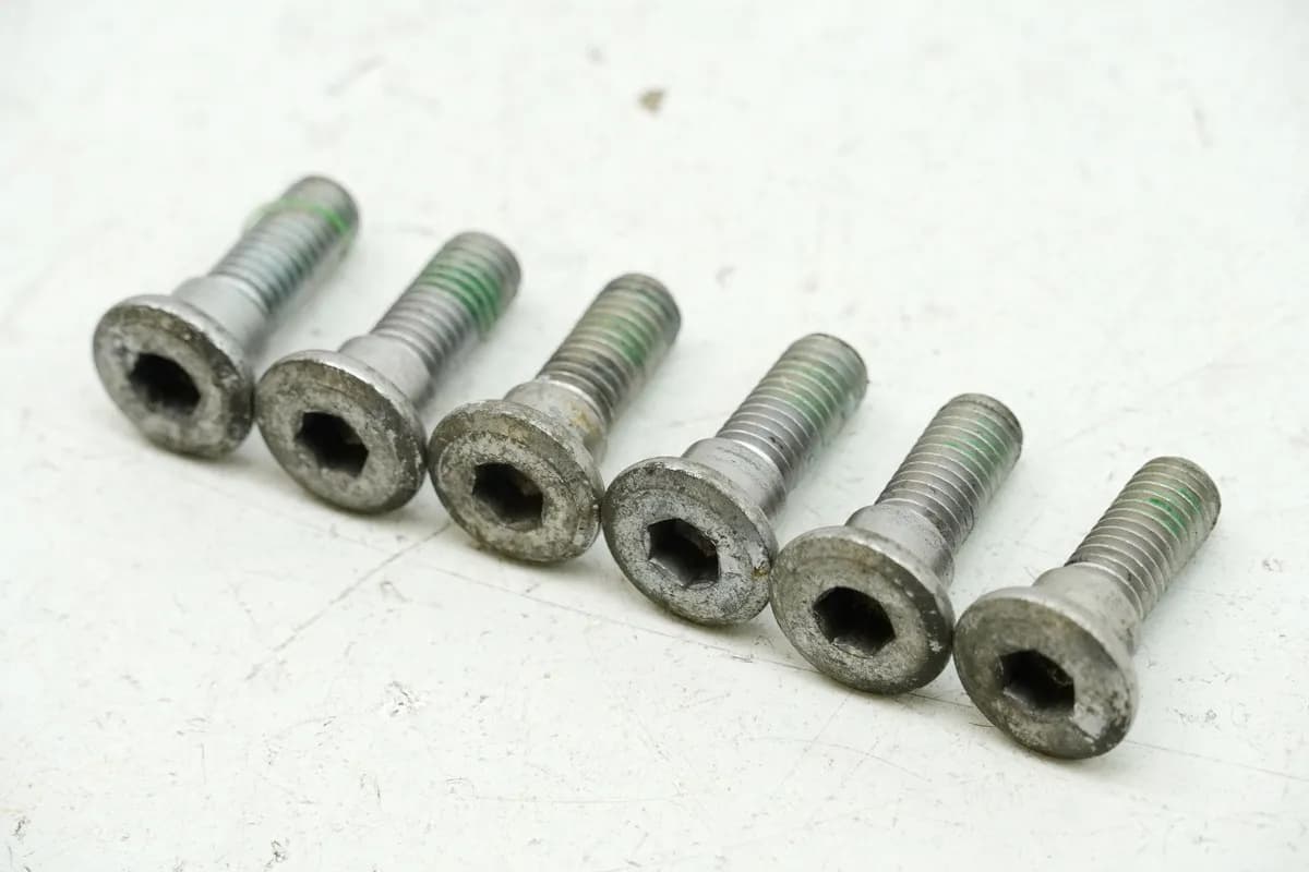 HONDA CA125 JC26 REBEL Schrauben Bremsscheiben vorn original 9380 km