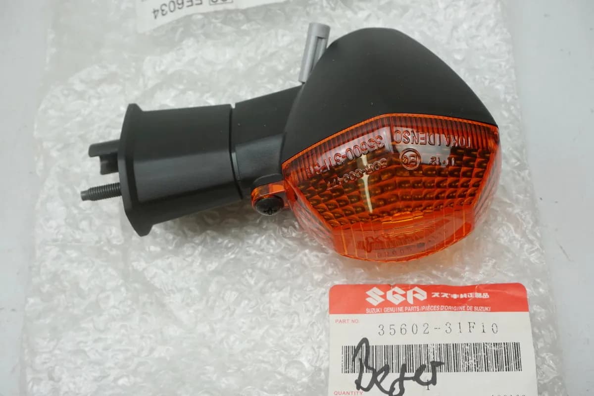 Suzuki Blinker links vorn Turn Signal original 35602-31F10 GSF GSXR - NEU
