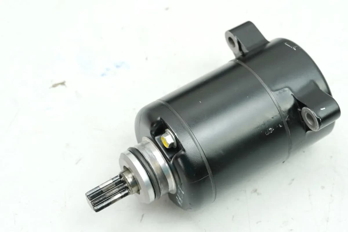 HONDA CB 125 R JC91 Anlasser original Starter für Motor 20865 km