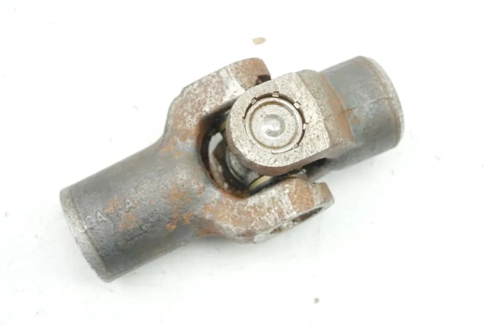 SUZUKI VS 750 VR51A INTRUDER Kreuzgelenk Kardan