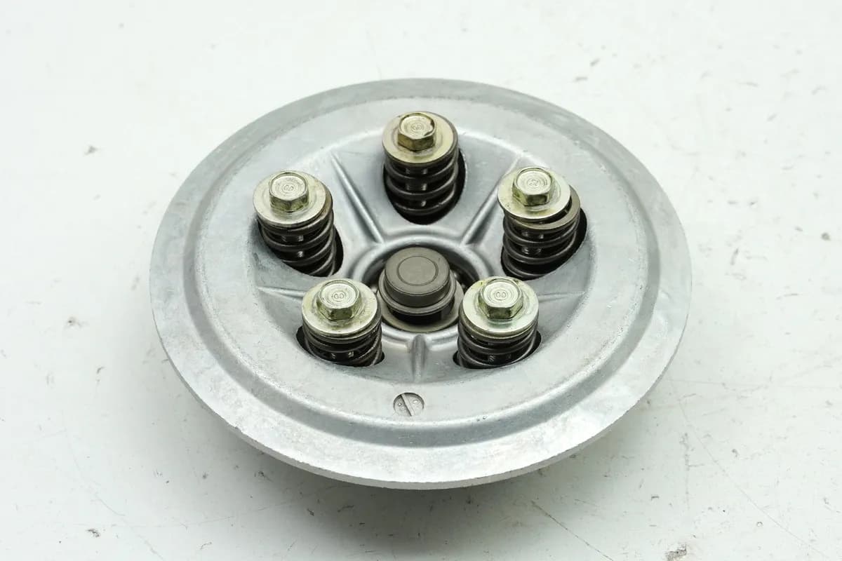 HONDA CBR 1000 SC24 Druckplatte Kupplungskorb Kupplung (für Motor) 22350-MM5-000