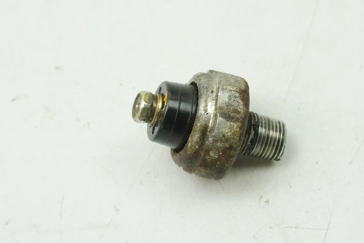 HONDA XL 600 PD06 TRANSALP Öldruckschalter (für Motor)