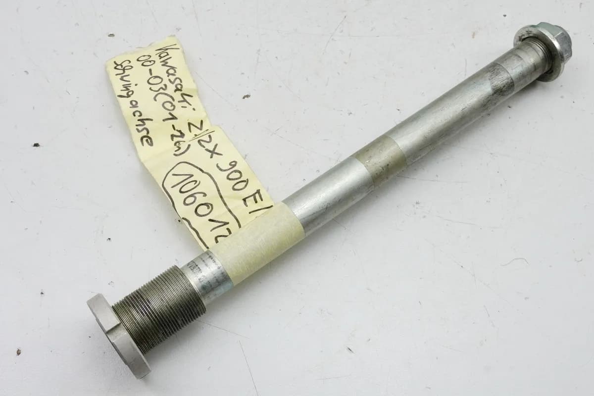 KAWASAKI ZX-9R ZX900E Schwingachse Achse Schwinge