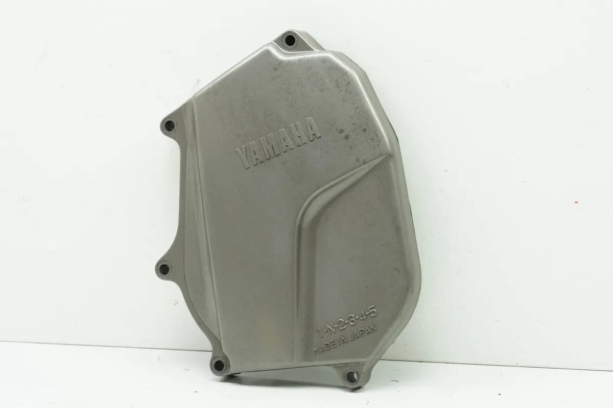 YAMAHA TDM 850 4TX Ritzelabdeckung Cover Motor Motordeckel Blende