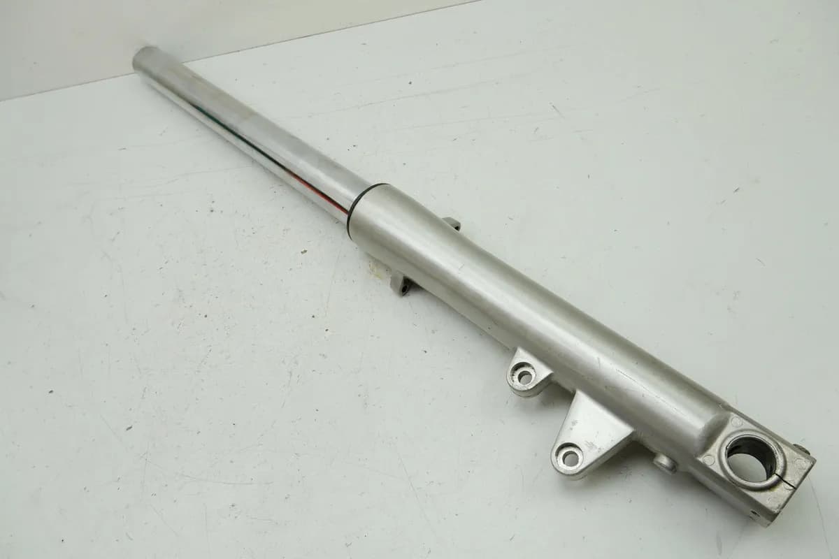 MOTO GUZZI California 1100 EV KD Gabelholm rechts Standrohr Tauchrohr für Gabel