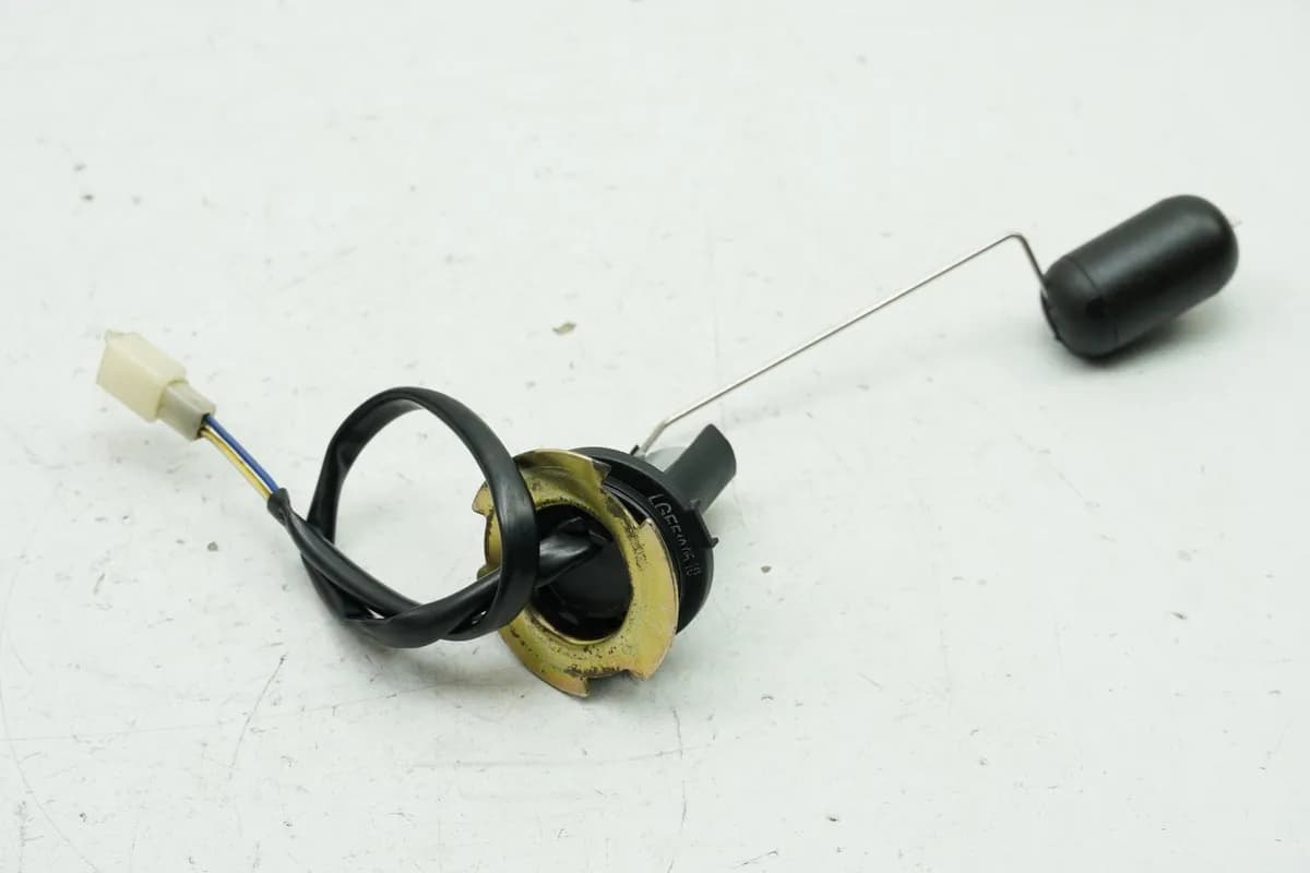 KYMCO PEOPLE GT 300 i V4 Tankgeber Füllstand Anzeige Kraftstoff Benzin Tank