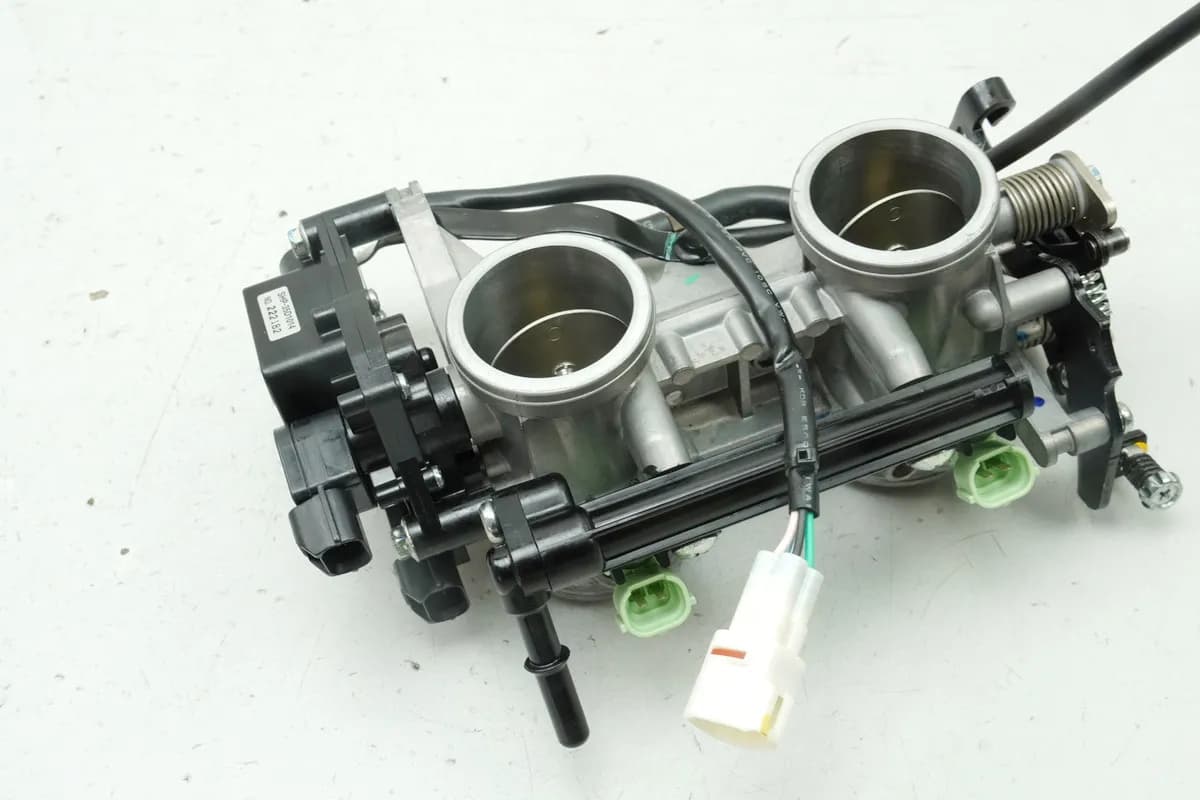 KAWASAKI Z 650 ER650HA2 Einspritzanlage Drosselklappe Stellmotor Einspritzdüse