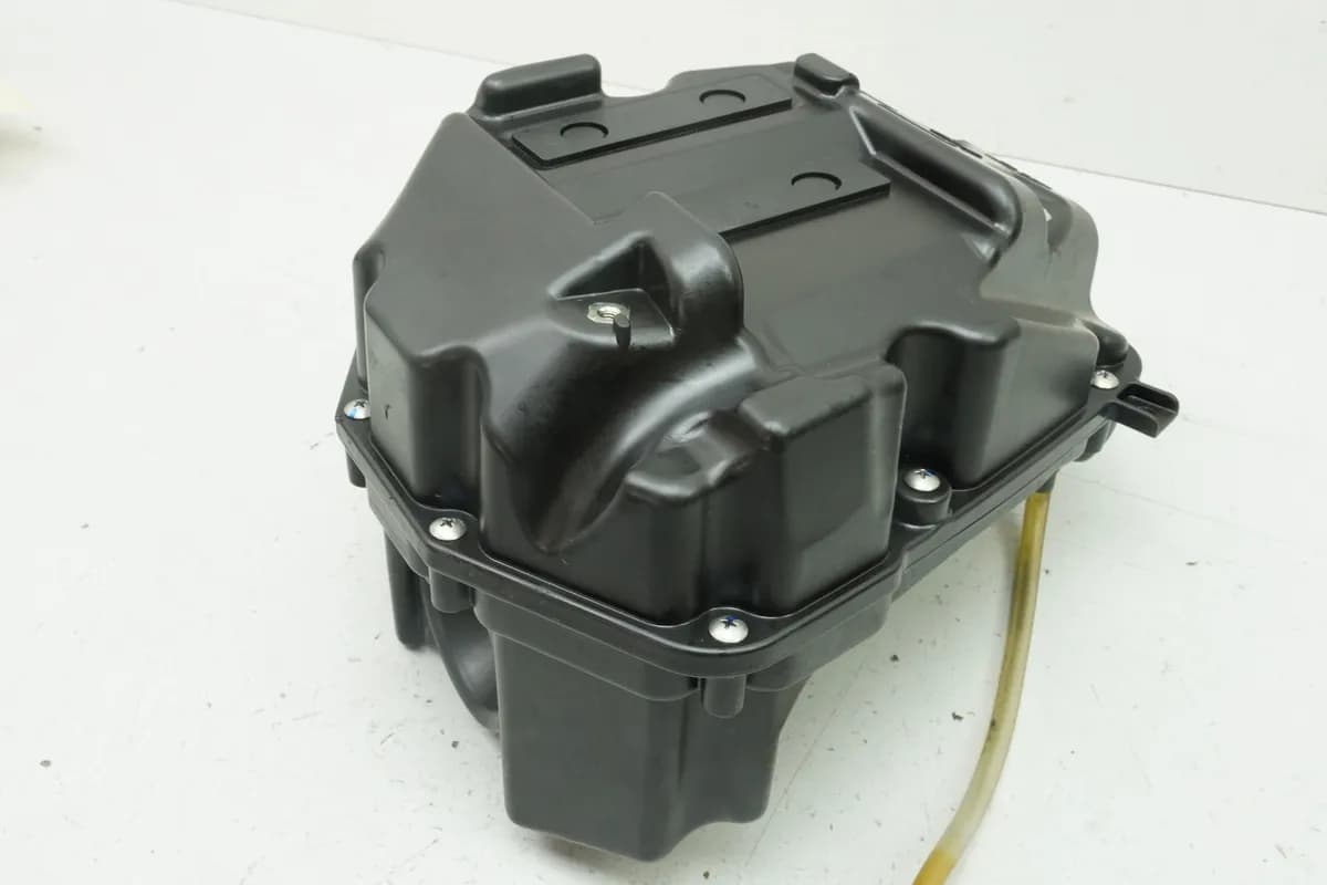 KAWASAKI Z 650 ER650HA2 Airbox Luftfilterkasten Luftfiltergehäuse (für Motor)