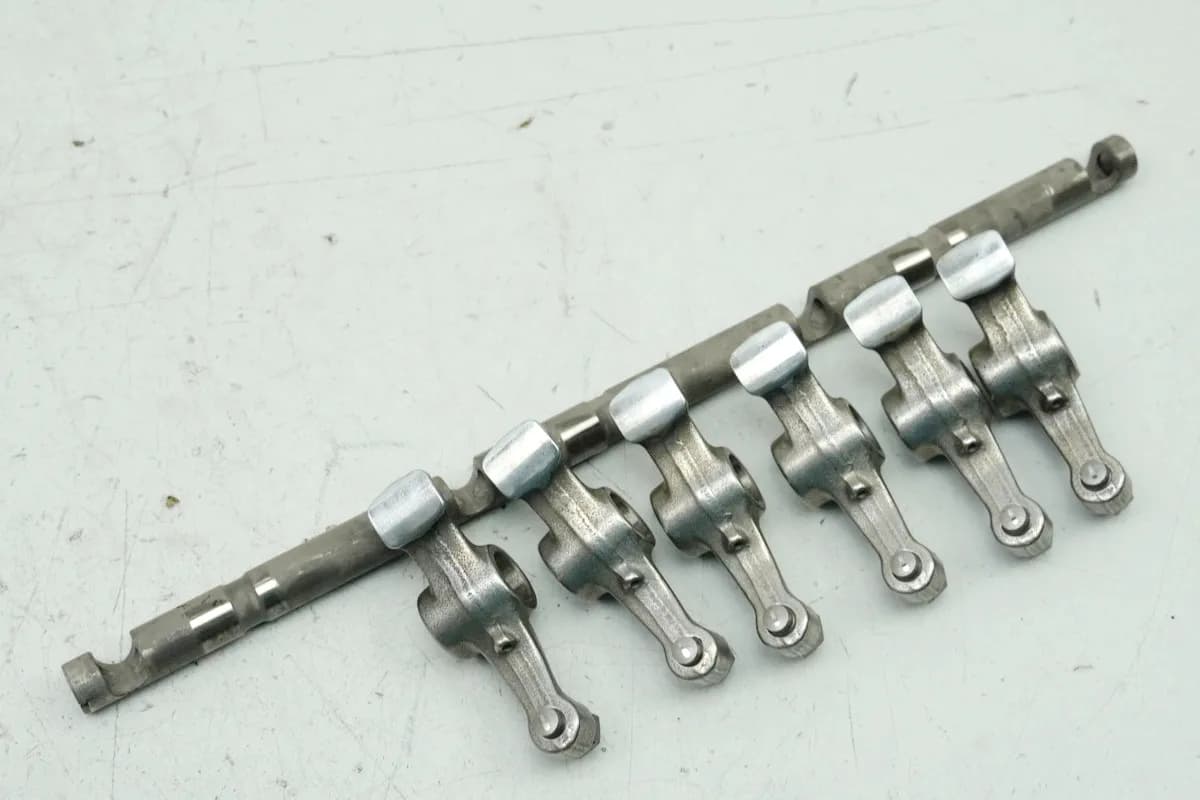 Honda GL 1500 F6C Valkyrie SC34 Kipphebel + Welle (für Zylinderkopf Motor)