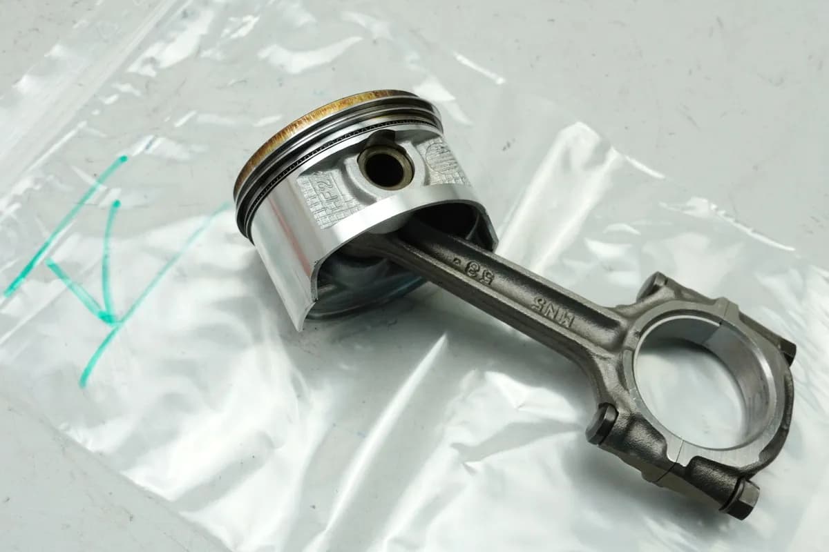 Honda GL1500 F6C Valkyrie SC34 Kolben rechts + Pleuel Pleuelstange (für Motor)