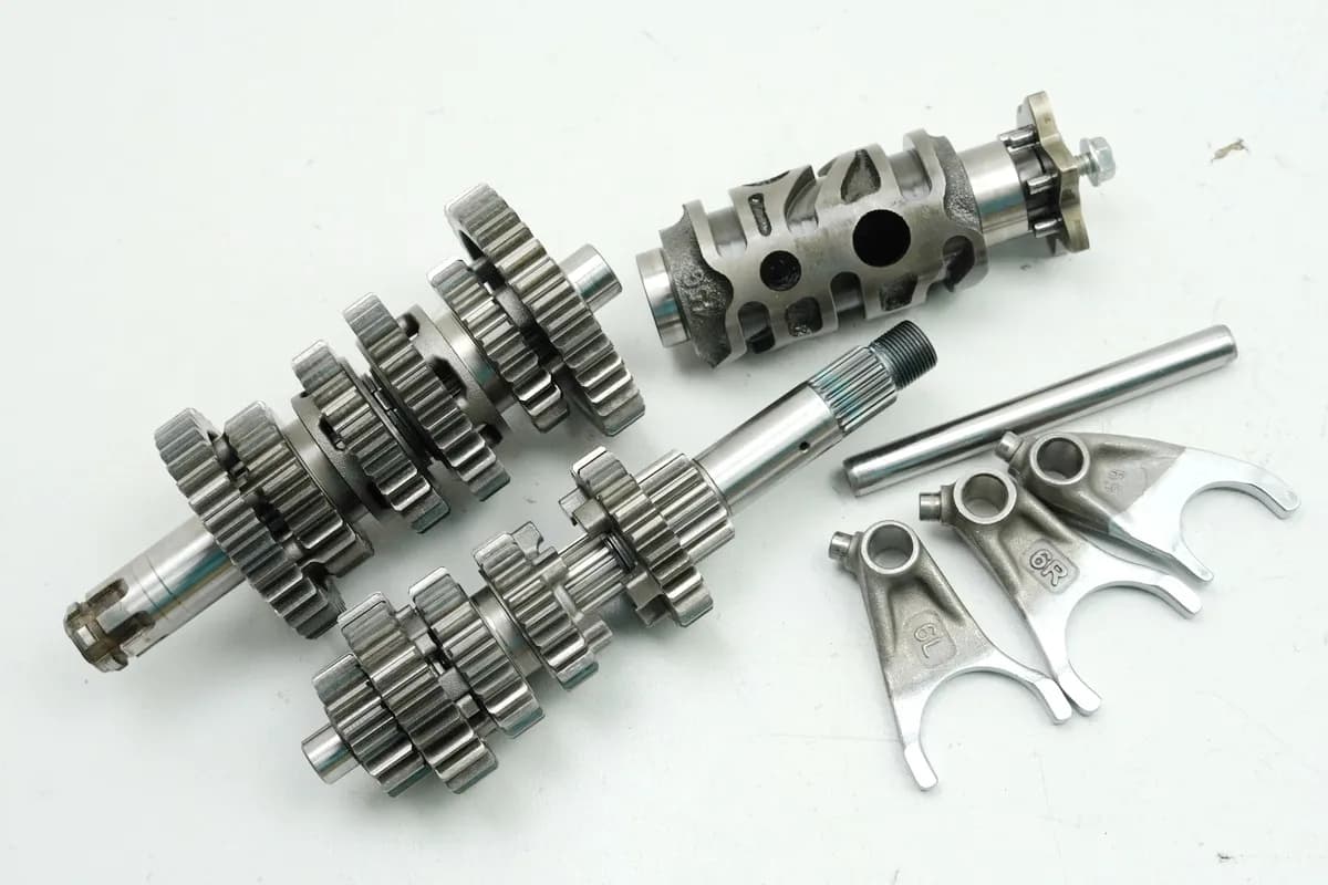 HONDA CB 125 R JC91 Getriebe Schaltwalze Schaltgabeln Hauptwelle Nebenwelle