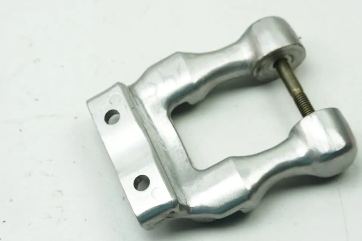 YAMAHA XV 750 4PW VIRAGO Halterung Scheinwerfer Aufnahme Halteplatte Träger