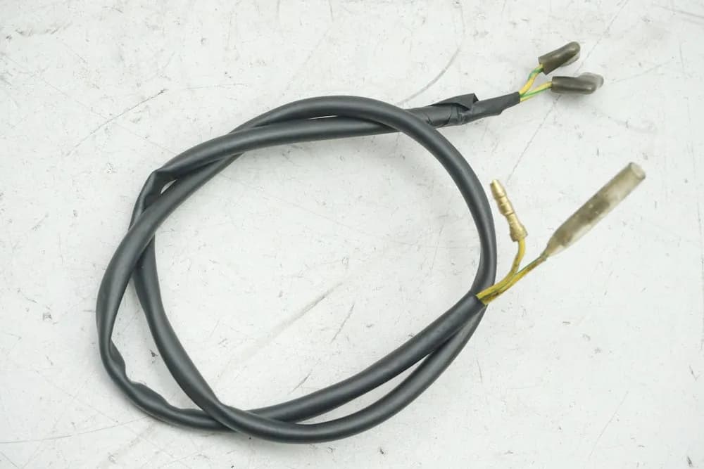 SUZUKI GSX 600 F GN72B Kabel für Kupplungsschalter Anschlußkabel - 26444 km
