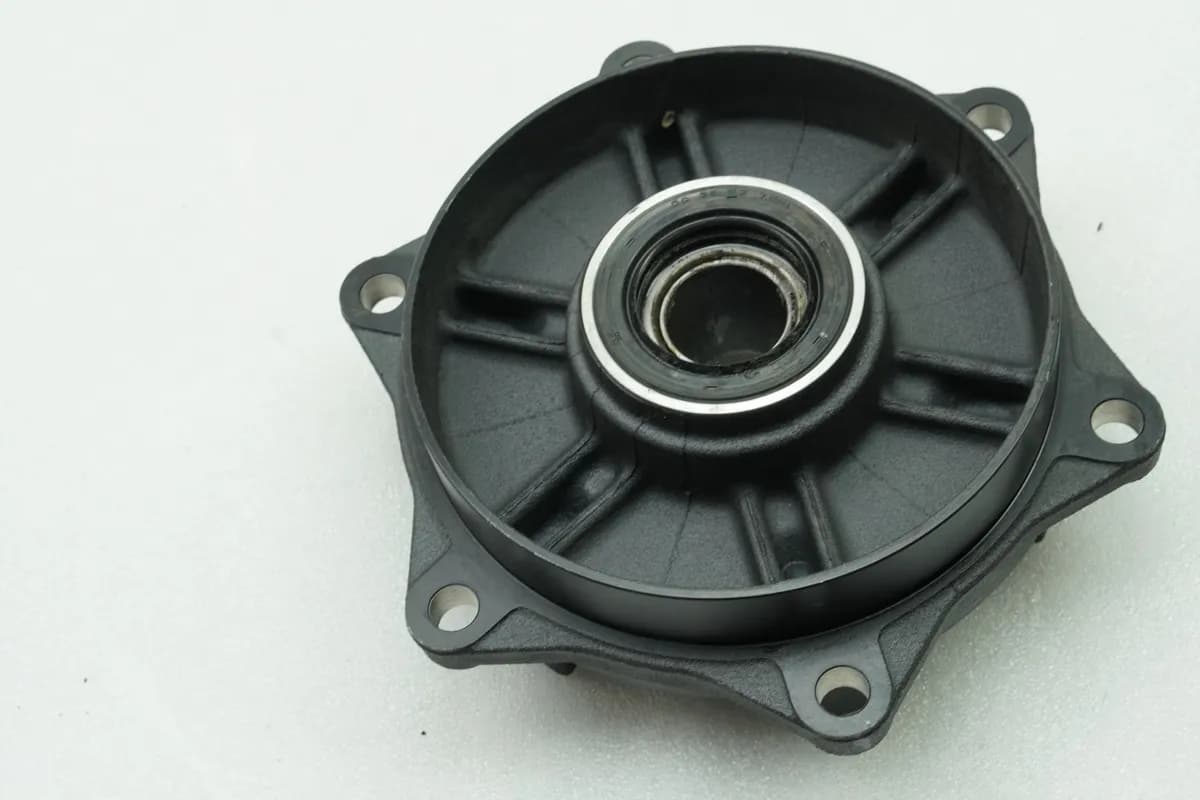 HONDA CBR 600 RR PC40 Kettenradträger Aufnahme Kettenrad Halter für Felge 07-13