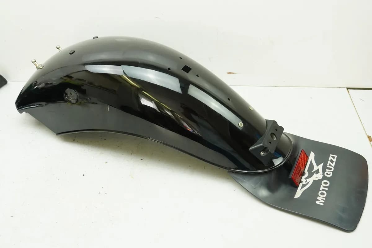 MOTO GUZZI California 1100 EV KD Kotflügel hinten Fender Schutzblech Abdeckung