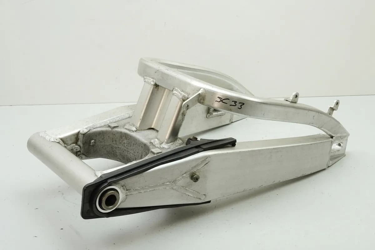 Honda CBR 900 SC33 Schwinge Hinterradschwinge Swingarm 98-99 - 52200-MAS-E00