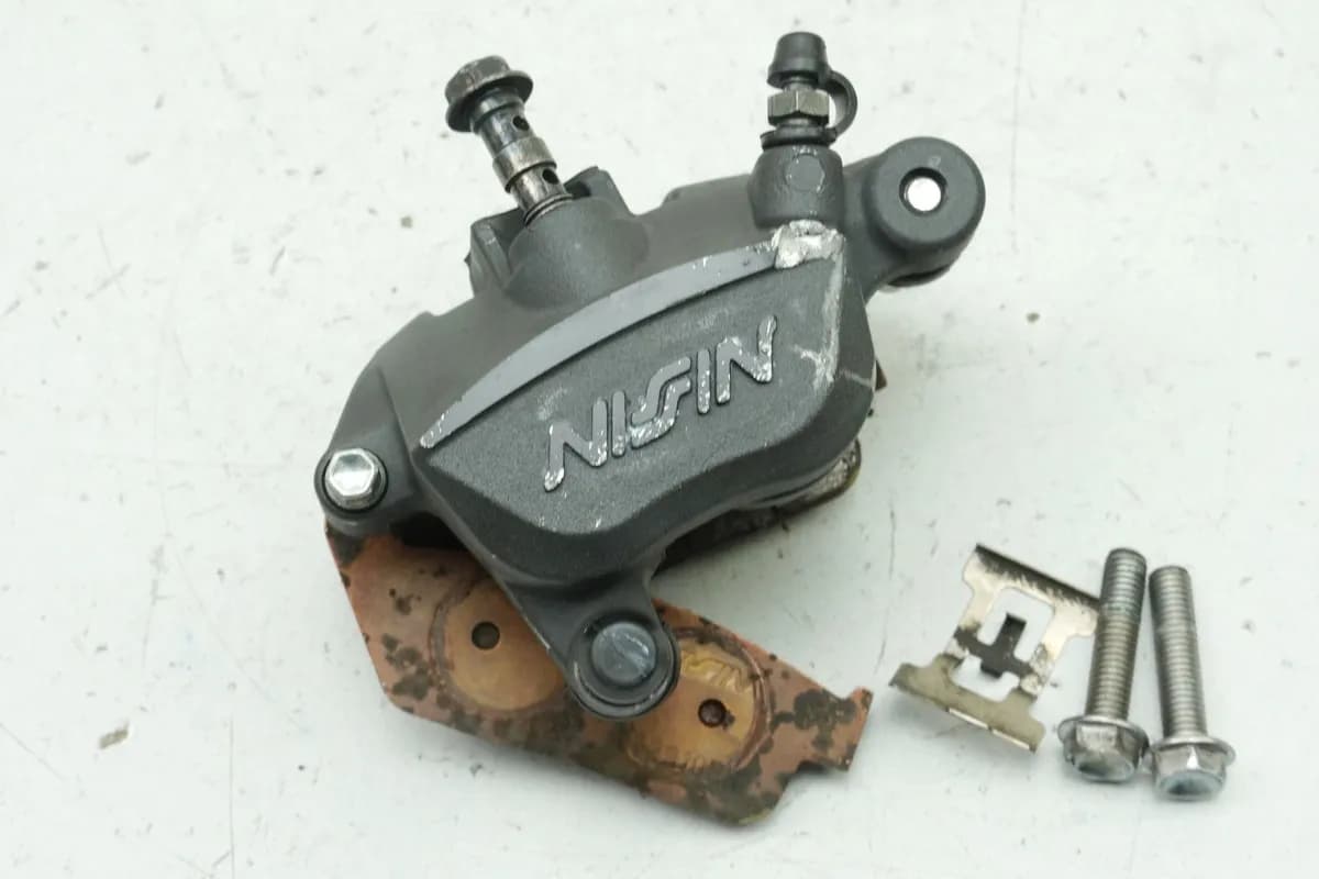 KAWASAKI Z 650 ER650HA2 Bremssattel rechts Nissin Bremszange Bremskolben