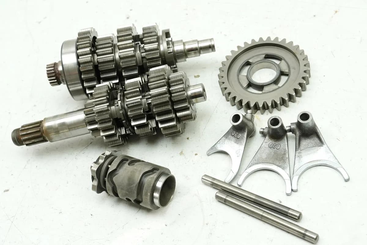 Aprilia Pegaso 650 GA (MX) Getriebe Getriebewelle Zahnrad Schaltwalze Klauen