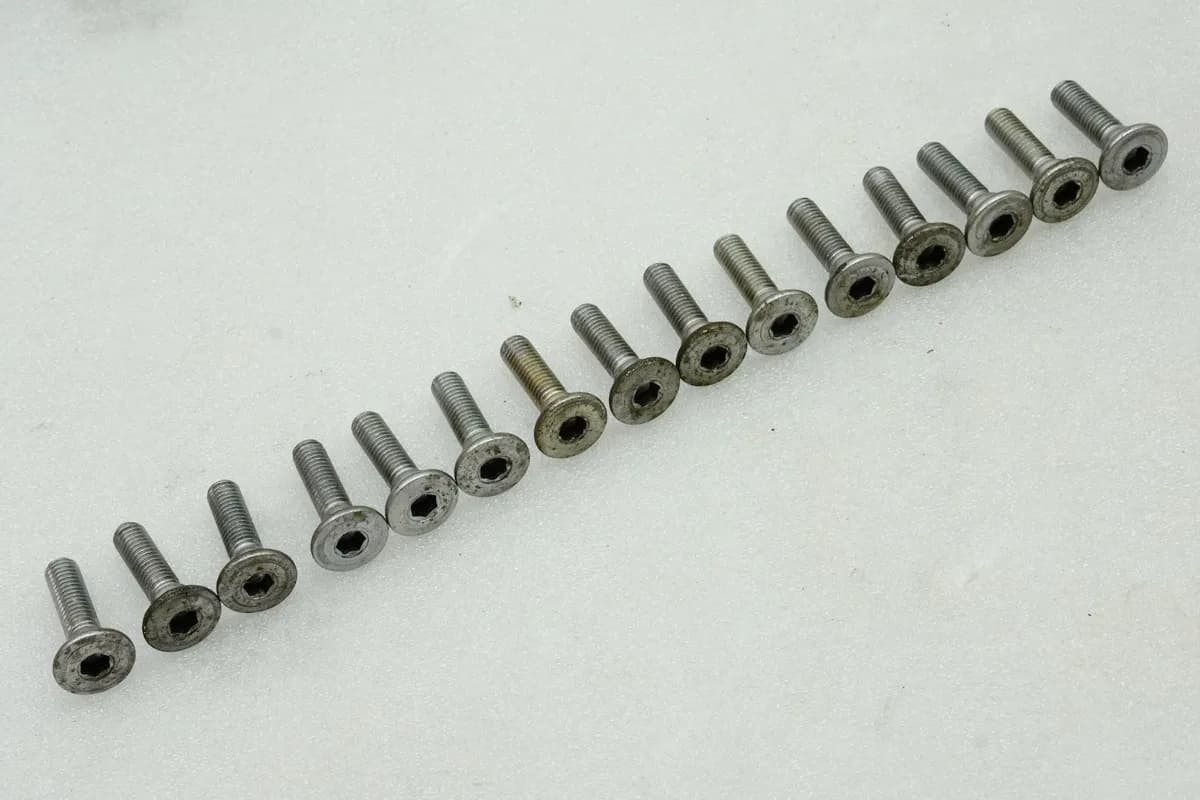 KAWASAKI ZX-7R ZX750P N Schrauben Bremsscheibe vorn hinten Schraube Felge 96-03