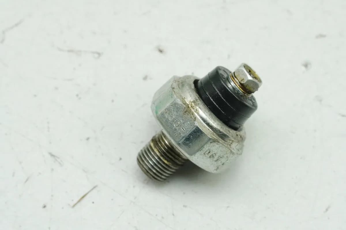 KAWASAKI Z 650 ER650HA2 Öldruckschalter (für Motor)