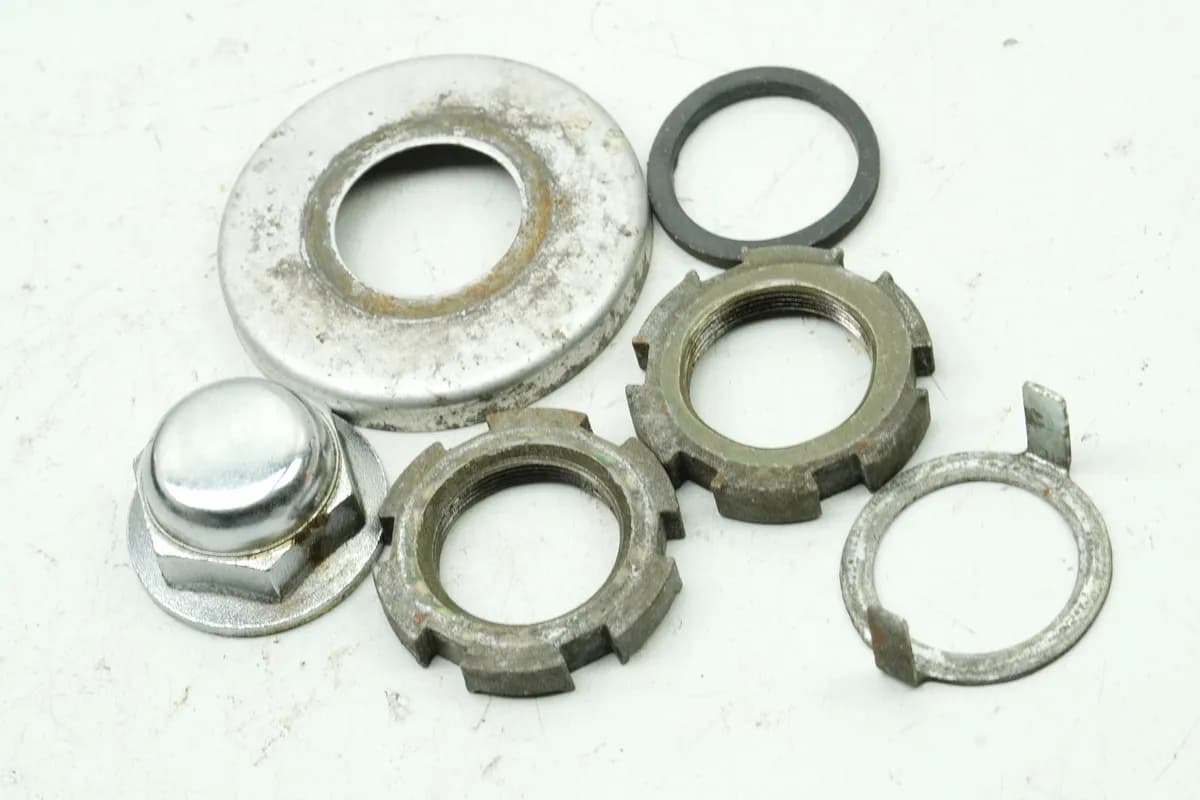 YAMAHA XV 750 4PW VIRAGO Mutter Sicherung Lenkkopf Gabelbrücke Kronenmutter