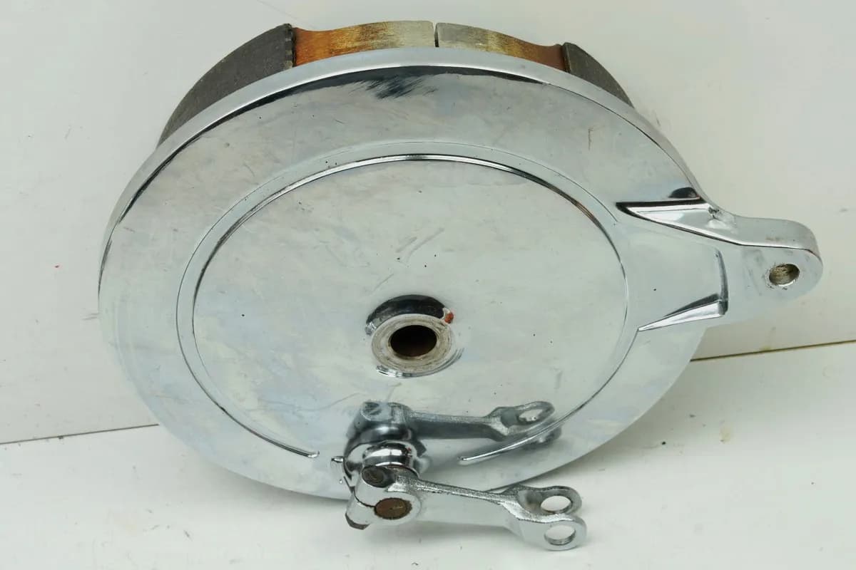 YAMAHA XV 750 4PW VIRAGO Bremstrommel Bremsanker Bremsbacken für Felge Hinterrad