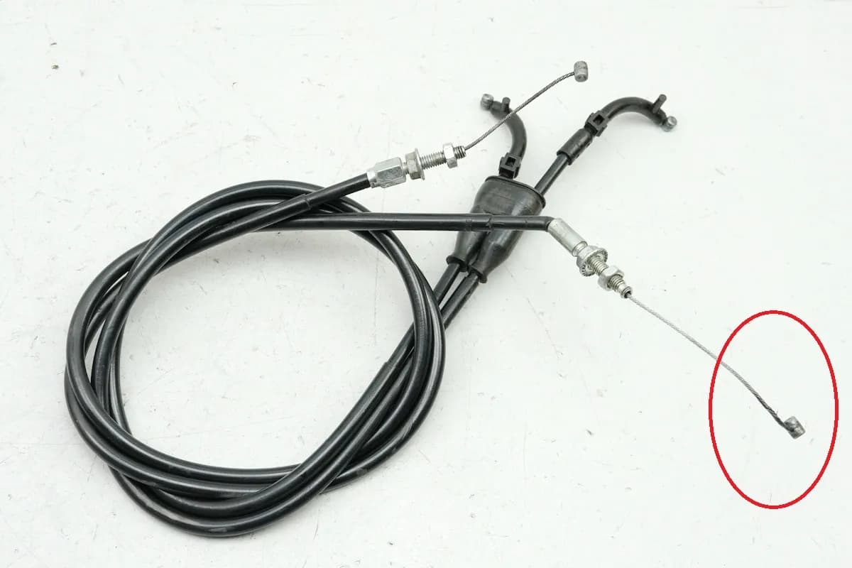 YAMAHA YZ 426 F 5BE Gaszüge Gaszug Gasseil