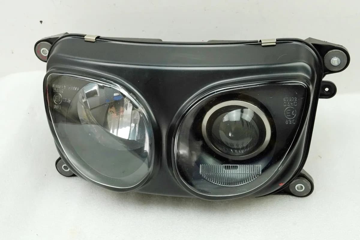 KAWASAKI ZX-7R ZX750P N Scheinwerfer Lampe Frontscheinwerfer original 96-03