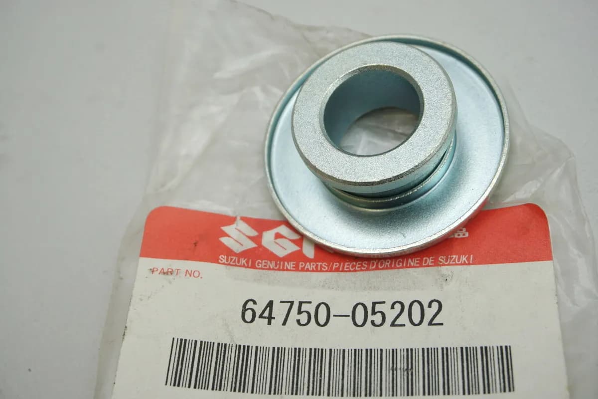 Suzuki Distanz Distanzhülse Felge hinten Schwinge original 64750-05202 DF DR NEU