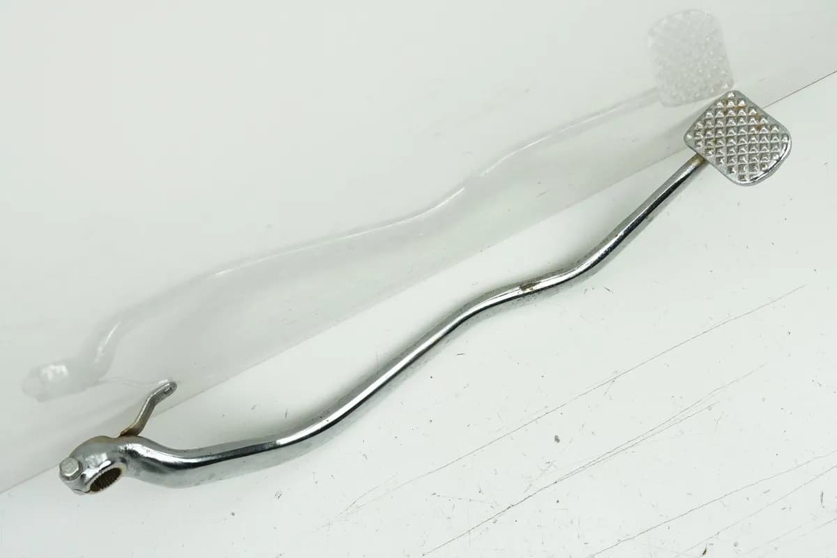 YAMAHA XV 750 4PW VIRAGO Bremspedal Bremshebel Fußbremspedal Fußbremshebel