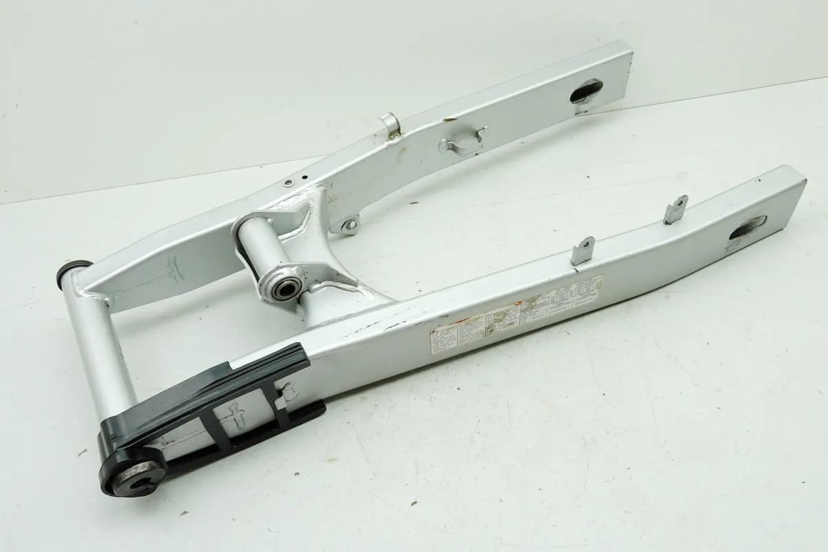 SUZUKI GSX 600 F AJ Schwinge Hinterradschwinge Swingarm 98-02