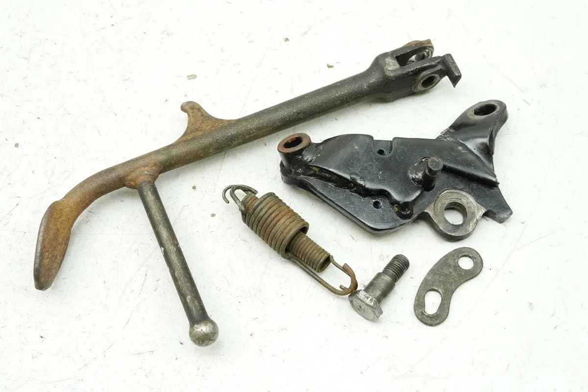 YAMAHA XV 750 4PW VIRAGO Seitenständer Ständer Halter (für Rahmen Fahrwerk)