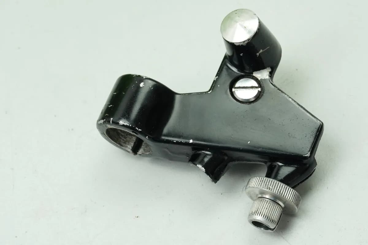 HONDA GL 500 PC02 SILVER WING Kupplungsarmatur Spiegelhalter Halter Kupplungshebel