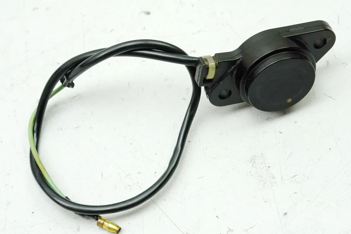 KAWASAKI ZX-7R ZX750P N Neutralschalter Leerlaufschalter Geber (für Motor) 96-03
