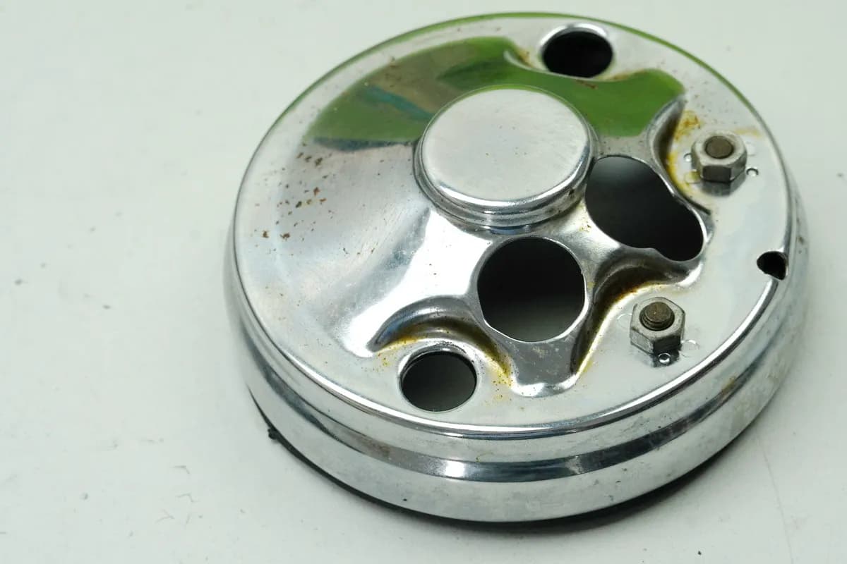 HONDA GL 500 PC02 SILVER WING Tachogehäuse unten Abdeckung Becher Chrom Cover