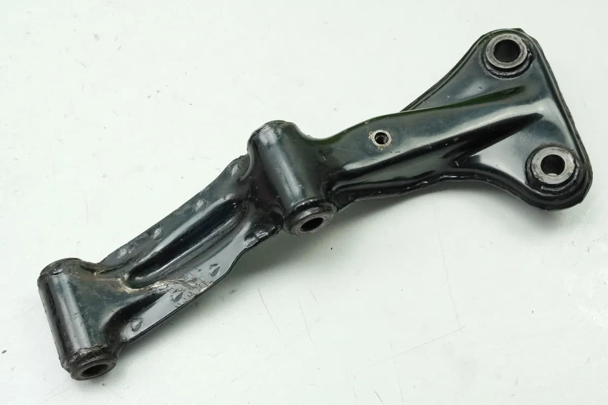 HONDA GL 500 PC02 SILVER WING Motorhalter links Halterung Motor Strebe Platte